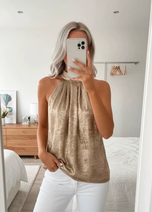 Top Satiné Col Montant Drapé Or/ Bronze - Chic & Tendance T.S/36 (Neuf), marke: Vintage Dressing, zustand: Sehr gut, größe: S / 36 / 8, 24,90 €, 26,85 € inklusive Vinted-Käuferschutz