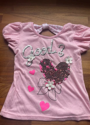 T-shirt à sequins fille 4 ans, brand: Inconnu, condition: Good, size: 4 years / 104 cm, €1.00, €1.75 includes Buyer Protection