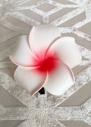 Pince fleur hawaïennes, marque: Fleur, état: Neuf sans étiquette, 1,50 €, 2,28 € Protection acheteurs incluse