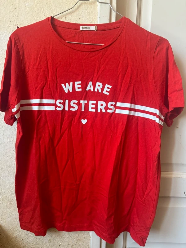 T shirt rouge