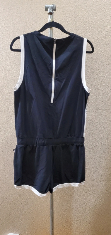 Fabletics Sleevless Romper Size M 4