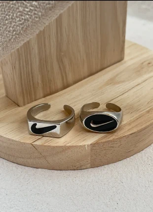 Bague ajustable style Y2K Chrome, marque: CHROME, état: Très bon état, taille: Ajustable, 8,00 €, 9,10 € Protection acheteurs incluse