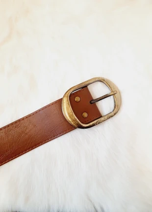 Riem bruin, merk: H&M, staat: Goed, maat: Universeel, € 2,00, € 2,80 inclusief Kopersbescherming