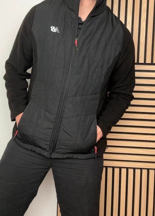 Veste hybride polaire New Balance | Taille M | Noir logo NB, brand: New Balance, condition: Very good, size: M, €24.00, €25.90 includes Buyer Protection Pro