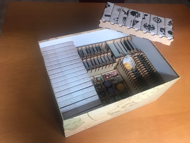 Gloomhaven - Kickstarter First Edition - 2017 + miniatures + wood organizer 4