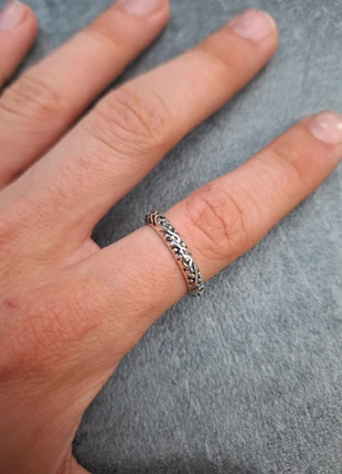 Bague y2k vintage années 2000 style gothique punk - Taille Ajustable, marke: Vintage Dressing, zustand: Sehr gut, größe: Größenverstellbar, 5,00 €, 5,95 € inklusive Vinted-Käuferschutz