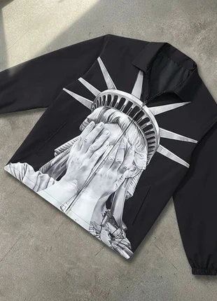 Veste noire imprimée – Statue de la Liberté, état: Très bon état, taille: M, 46,99 €, 50,04 € Protection acheteurs incluse