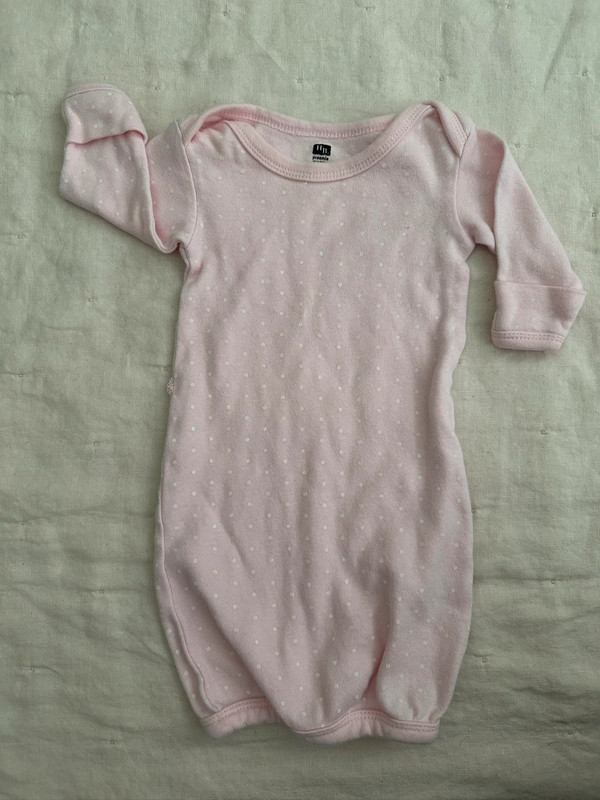 HB Preemie Nightgown 1