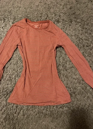 Haut ligné manches longues, marque: Primark, état: Très bon état, taille: XS / 34 / 6, 2,00 €, 2,80 € Protection acheteurs incluse