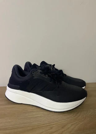 Scarpe Adidas, brand: adidas, condizioni: Nuovo con cartellino, taglia: 44,5, €35.00, €37.45 include la Protezione acquisti