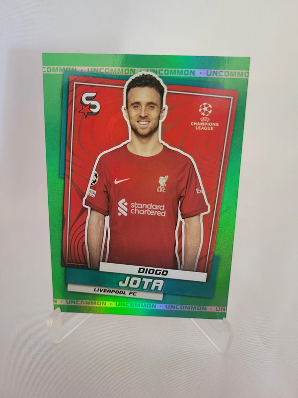 Diogo Jota 2022-23 Topps ' Green Foil Uncommon ' Parallel #18 - Vinted