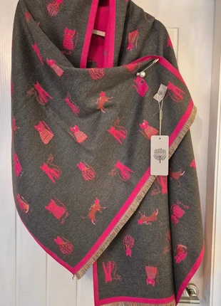 Cute Cat Reversible Scarf – Grey & Pink comes with a beautiful pearl drop brooch, brand: Heritage, condition: New with tags, £15.00, £16.45 includes Buyer Protection