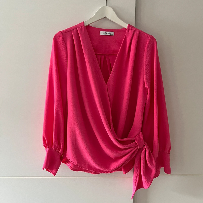 Roze blouse Ambika met strik 1