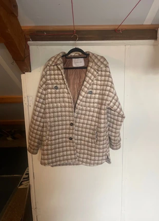 Winterjas van Loavies, merk: Loavies, staat: Goed, maat: L / 40 / 12, € 2,00, € 2,80 inclusief Kopersbescherming