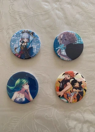 Badge Miku, Mickey, Ayaka, Haikyuu, brand: Badge, condition: Very good, €1.50, €2.28 includes Buyer Protection