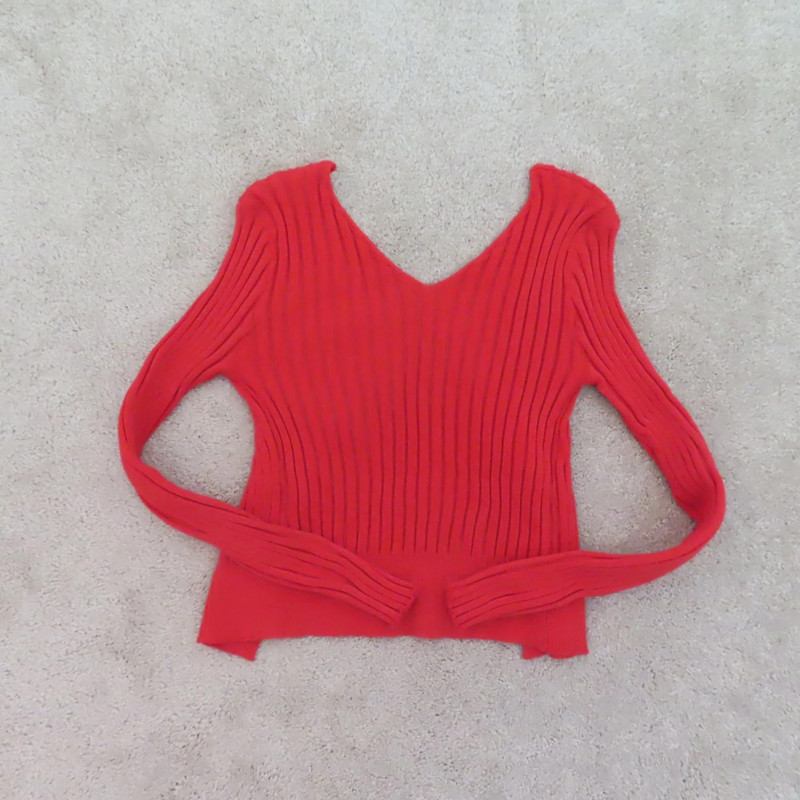 Red 90s Inspired Ribbed Top 2