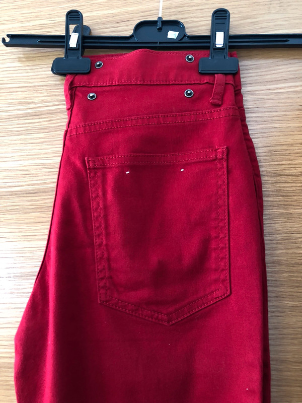 Pantalon rouge slim 2