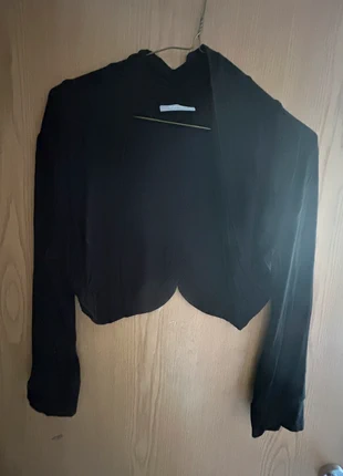 Woman’s black bolero, brand: Wallis, condition: Very good, size: L / UK 16-18, £4.00, £4.90 includes Buyer Protection