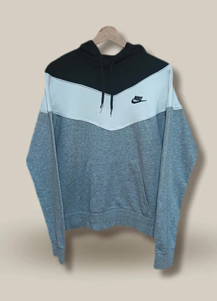 Nike sudadera con capucha gris tricolor original / Nike grey and black hoodie colorblock, marque: Nike, état: Neuf sans étiquette, taille: L, 15,90 €, 17,40 € Protection acheteurs incluse