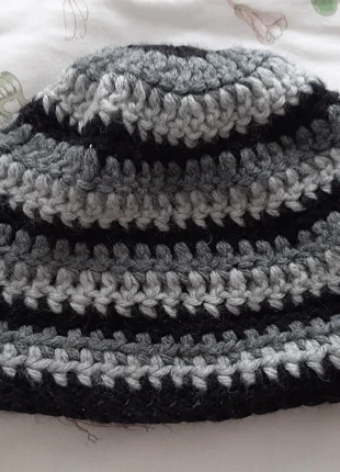 Gorrogris y negro, état: Neuf sans étiquette, 2,00 €, 2,80 € Protection acheteurs incluse