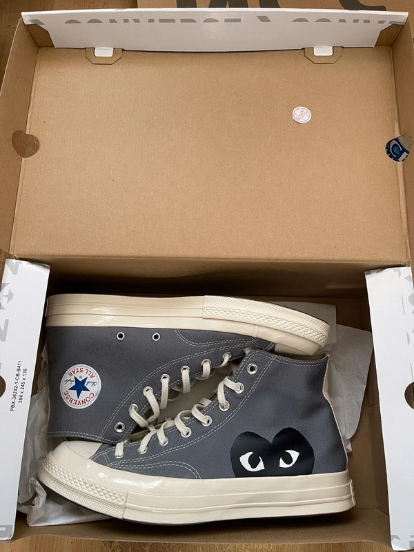 Converse hotsell cdg vinted