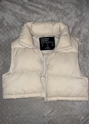 Veste sans manche courte, marque: Stradivarius, état: Très bon état, taille: S / 36 / 8, 10,00 €, 11,20 € Protection acheteurs incluse