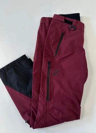 Pantalon RevolutionRace Cyclone Rescue Pants – Taille L – Couleur Bordeaux, brand: RevolutionRace, condition: New with tags, size: L / 40 / 12, €54.00, €57.40 includes Buyer Protection