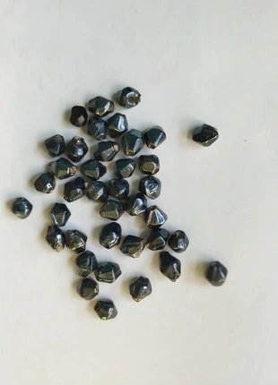 Perles à facettes en céramique, marque: Création Bijoux, état: Très bon état, 1,50 €, 2,28 € Protection acheteurs incluse