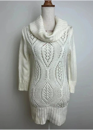 Pull sweat col v en maille manche trois quart xoxo blanc pour femme taille M, marke: XOXO, zustand: Sehr gut, größe: M / 38 / 10, 12,00 €, 13,30 € inklusive Vinted-Käuferschutz