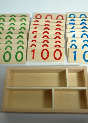 📐 Planchettes en bois pour manipuler les nombres de 1 à 9999, brand: edusphere, condizioni: Nuovo senza cartellino, taglia: 6 anni / 116 cm, €14.99, €16.44 include la Protezione acquisti Pro