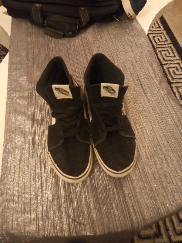 Vans t. 35.5 noir, gris et blanc 4