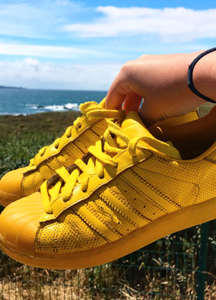 Adidas Superstar jaune Vinted