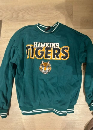 Jersey de Stranger Things, marque: Pull & Bear, état: Très bon état, taille: M / 38 / 10, 10,00 €, 11,20 € Protection acheteurs incluse