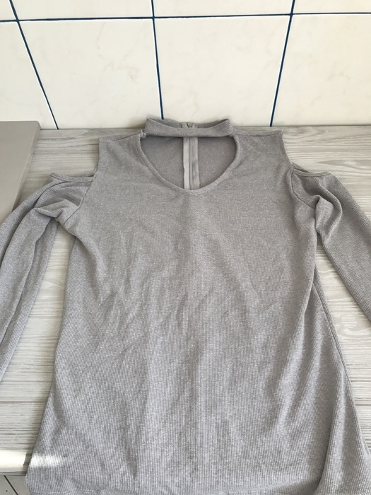 pull gris  1