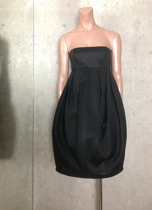 Corsagenkleid aus Baumwolle mit eingenähten eingebauten Unterbau Petticoat, merk: Handmade, staat: Heel goed, maat: XS / 34 / 6, € 227,65, € 239,73 inclusief Kopersbescherming