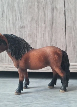 Jument Dartmoor Schleich, marke: Schleich, zustand: Zufriedenstellend, größe: 8 Jahre / 128, 6,00 €, 7,00 € inklusive Vinted-Käuferschutz