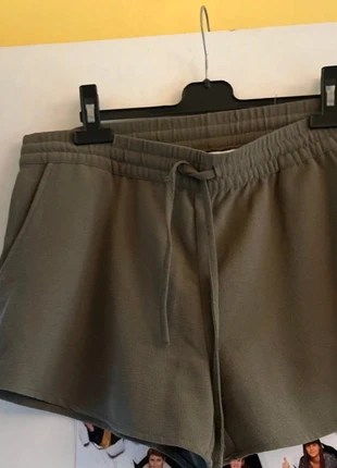 Short ample, marke: ONLY, zustand: Gut, größe: S / 36 / 8, 2,00 €, 2,80 € inklusive Vinted-Käuferschutz