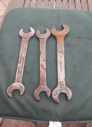 🔧 Lot de 3 clés plates – Tailles 22 / 24 – Robustes & prêtes à l’emploi 🔧, état: Bon état, 5,00 €, 5,95 € Protection acheteurs incluse