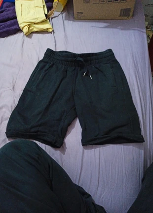 Short Kiabi taille s, marque: Kiabi, état: Bon état, taille: S, 1,00 €, 1,75 € Protection acheteurs incluse