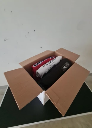 Brand Box Felpe Uomo - 6 pezzi, brand: adidas, condizioni: Ottime, taglia: M, €15.00, €16.45 include la Protezione acquisti