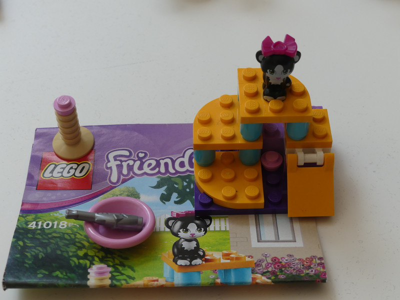 LEGO® Friends 41018 Le chat et son aire de jeu