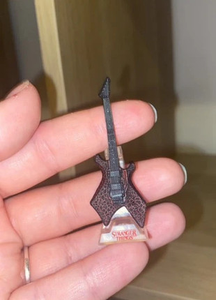 Mini brand stranger things, marque: Stranger Things, état: Très bon état, taille: Taille unique, 2,00 €, 2,80 € Protection acheteurs incluse