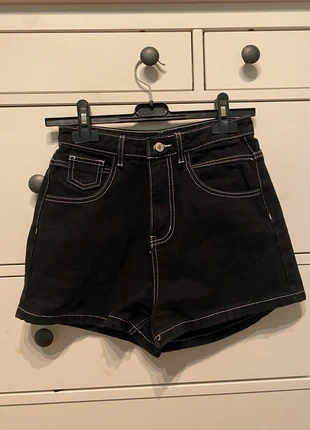 Pantaloncini, brand: Shein, condizioni: Ottime, taglia: XS / IT 38 / EU 34, €2.50, €3.33 include la Protezione acquisti