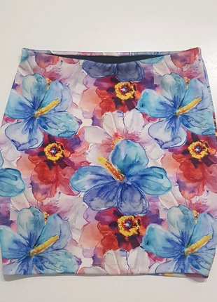 Falda corta licra flores efecto pintadas, marque: Inside, état: Neuf sans étiquette, taille: S / 36 / 8, 2,50 €, 3,33 € Protection acheteurs incluse