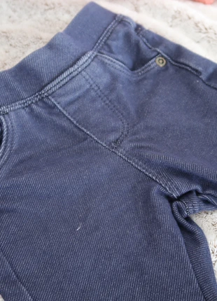 Legging , marque: Vertbaudet, état: Très bon état, taille: 6-9 mois / 68 cm, 1,50 €, 2,28 € Protection acheteurs incluse