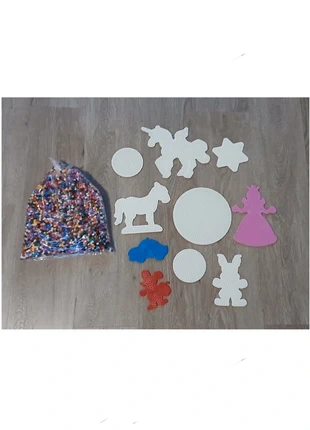Lot perles Hama et plaques, marca: hama, estado: Muy bueno, tamaño: 6 años / 116 cm, 8,90 €, 10,05 € Protección al comprador incluida
