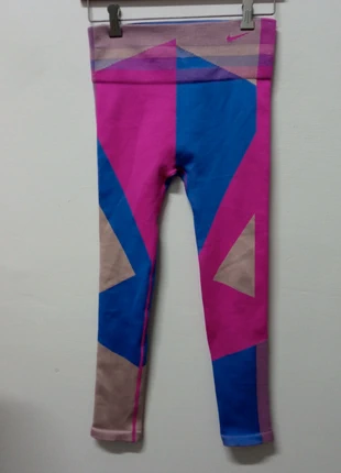 Body pantaloni leggings donna nike palestra corsa fitness sport yoga, brand: Nike, condizioni: Ottime, taglia: M / IT 42 / EU 38, €16.99, €18.54 include la Protezione acquisti Pro