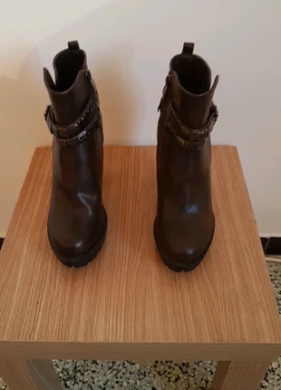 Chaussures à talons marrons , marque: Closer By Chaussea, état: Très bon état, taille: 37, 2,00 €, 2,80 € Protection acheteurs incluse