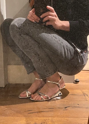 Escarpins futuristes, marque: Zara, état: Neuf sans étiquette, taille: 38, 15,00 €, 16,45 € Protection acheteurs incluse