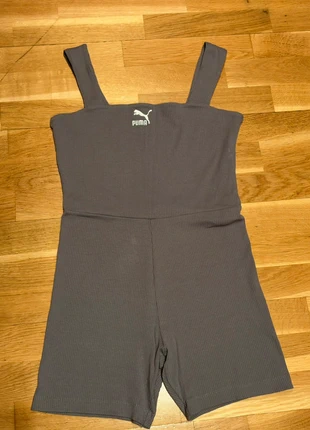 Mono gris de mujer deporte y yoga, brand: Puma, condizioni: Nuovo senza cartellino, taglia: M / IT 42 / EU 38, €9.00, €10.15 include la Protezione acquisti